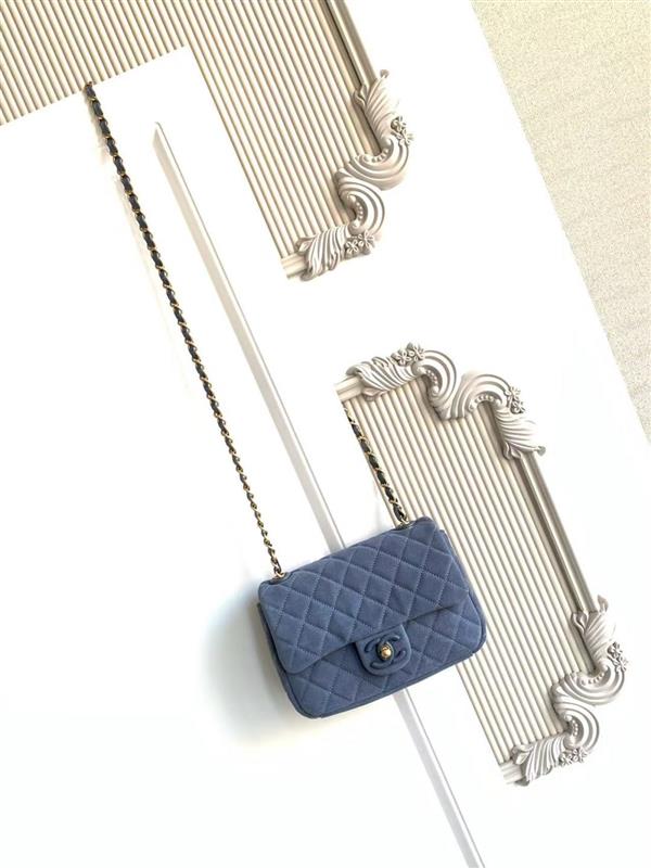 2026131214231863 700